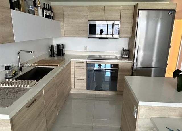 Property at 16385 Biscayne Blvd #1002, North Miami Beach, FL 33160, 1 bed, 2 baths