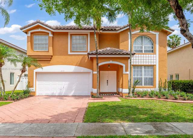 Property at 2238 NW 139th Ave, Sunrise, FL 33323, 4 beds, 2.5 baths