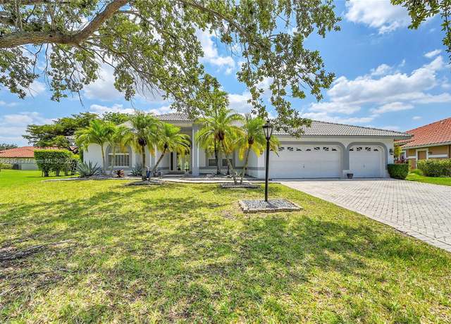 Property at 5362 NW 108th Way, Coral Springs, FL 33076, 4 beds, 3 baths