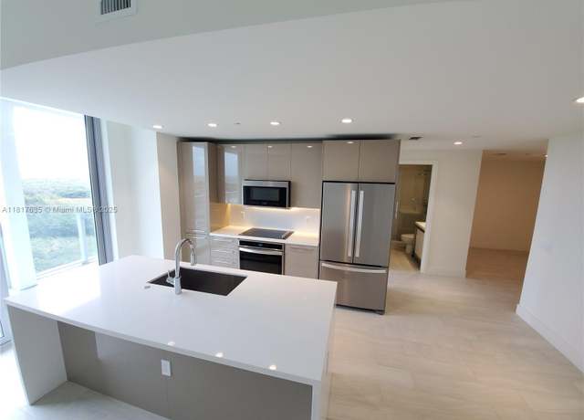 Property at 2000 Metropica Way #1401, Sunrise, FL 33323, 3 beds, 3 baths