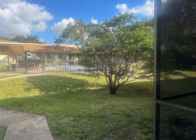 Property at 5851 Washington St #84, Hollywood, FL 33121, 2 beds, 2 baths