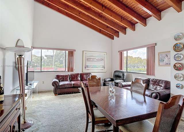 Property at 770 NW 106th Ave Unit 8B4-3, Miami, FL 33172, 3 beds, 2 baths