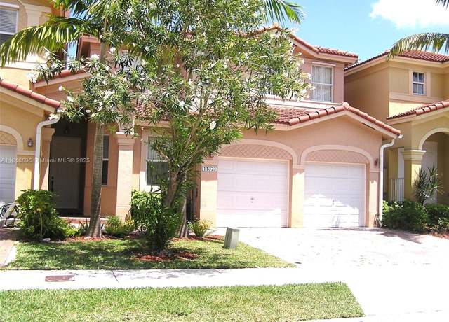 Property at 11373 SW 137th Psge, Miami, FL 33186, 4 beds, 3 baths