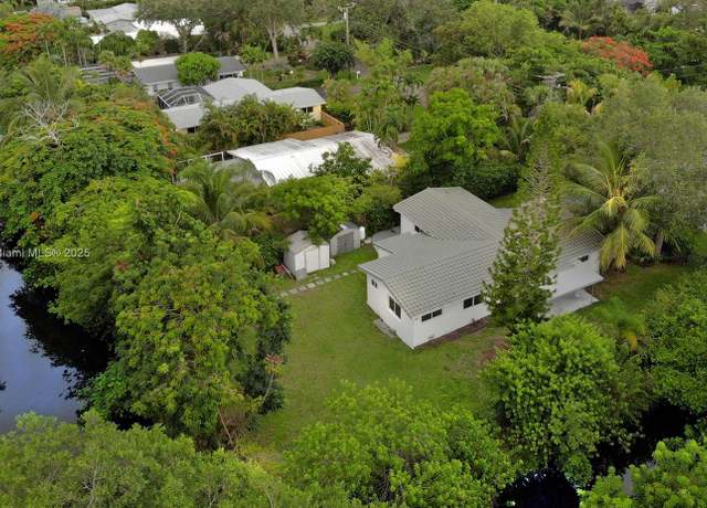 Property at 7650 SW 64th Ct, South Miami, FL 33143, 4 beds, 3 baths