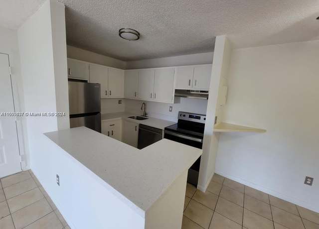 Property at 7210 NW 179th St #202, Hialeah, FL 33015, 2 beds, 1 bath