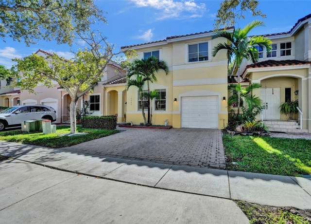Property at 17040 SW 36th Ct, Miramar, FL 33027, 3 beds, 2.5 baths