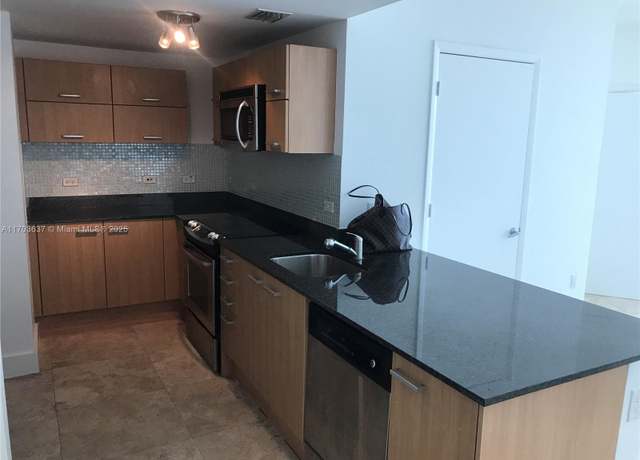 Property at 350 S Miami Ave #1704, Miami, FL 33130, 3 beds, 2 baths
