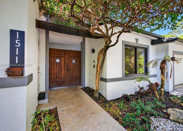 Property at 1511 SW 30th Pl, Fort Lauderdale, FL 33315, 4 beds, 4 baths