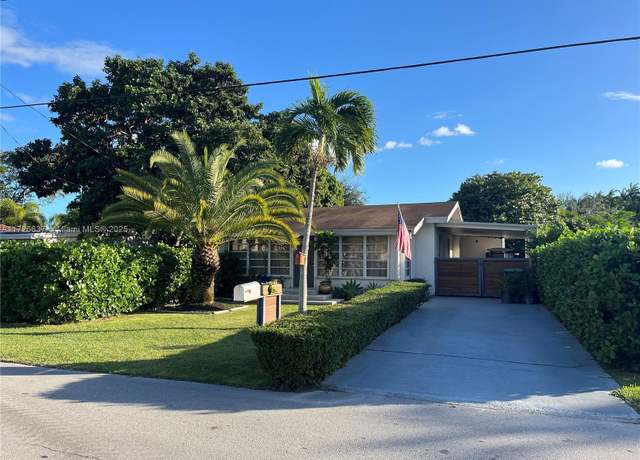 Property at 9040 SW 156th St, Palmetto Bay, FL 33157, 2 beds, 2 baths