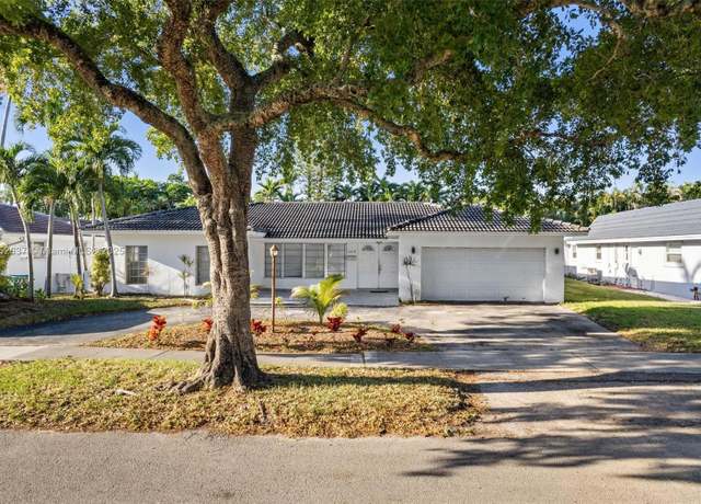 Property at 3610 N 53rd Ave, Hollywood, FL 33021, 4 beds, 3 baths