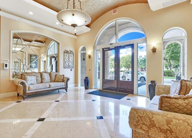 Property at Undisclosed address, West Palm Beach, FL 33401, 1 bed, 1 bath