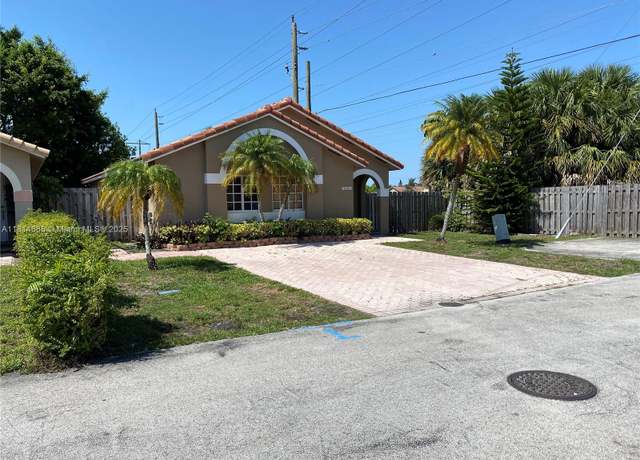 Property at 7601 NW 166th Ter, Hialeah, FL 33015, 3 beds, 2 baths