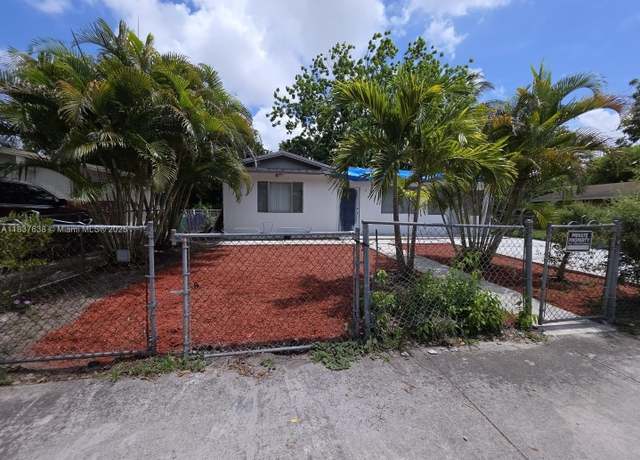 Property at 2530 NW 14th Ct, Fort Lauderdale, FL 33311, 3 beds, 1 bath