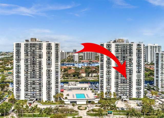 Property at 3675 N Country Club Dr #707, Aventura, FL 33180, 1 bed, 1.5 baths