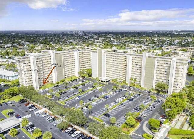 Property at 801 S Federal Hwy #102, Pompano Beach, FL 33062, 2 beds, 2 baths