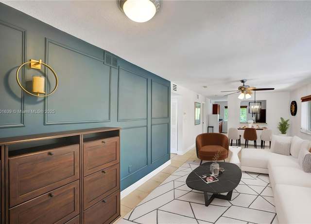 Property at 6235 SW 47th Mnr #204, Davie, FL 33314, 2 beds, 2 baths