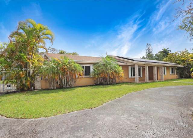 Property at 17501 SW 89th Ave, Palmetto Bay, FL 33157, 4 beds, 2 baths