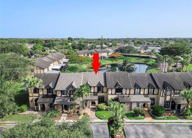 Property at 9264 NW 49th Pl, Sunrise, FL 33351, 3 beds, 2.5 baths