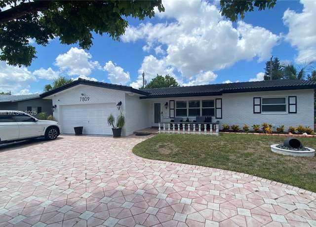 Property at 7809 NW 40th Ct, Coral Springs, FL 33065, 3 beds, 2 baths