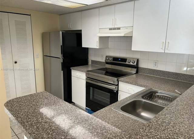 Property at 5021 Wiles Rd #305, Coconut Creek, FL 33073, 2 beds, 2 baths