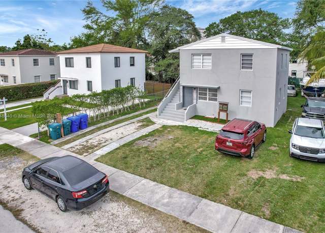 Property at 3721 SW 27th Ter, Miami, FL 33134, 6 beds, 3 baths