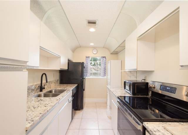 Property at 13940 Nesting Way Unit C, Delray Beach, FL 33484, 1 bed, 2 baths