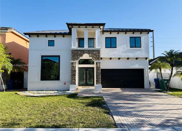 Property at 15641 SW 8th Ln, Miami, FL 33194, 5 beds, 3 baths
