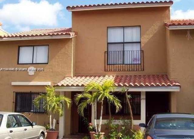 Property at 2740 W 62nd Pl #202, Hialeah, FL 33016, 3 beds, 2 baths