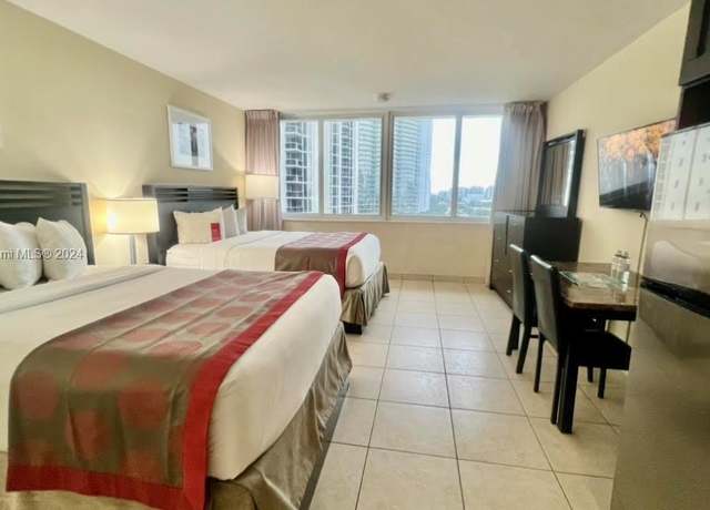 Property at 19201 Collins Ave #942, Sunny Isles Beach, FL 33160, 1 bath