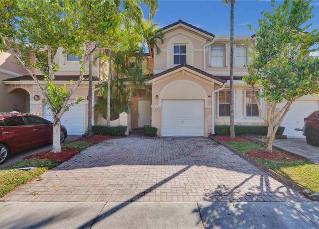 Property at 12564 SW 121st Way, Miami, FL 33186, 3 beds, 2.5 baths