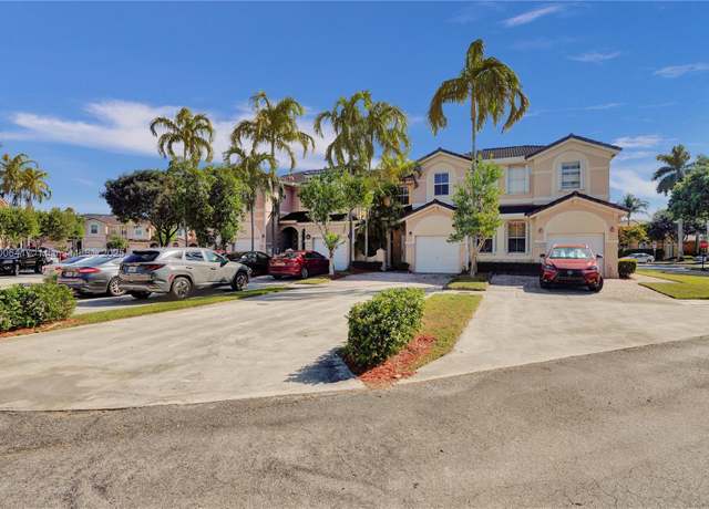 Property at 12564 SW 121st Way, Miami, FL 33186, 3 beds, 2.5 baths