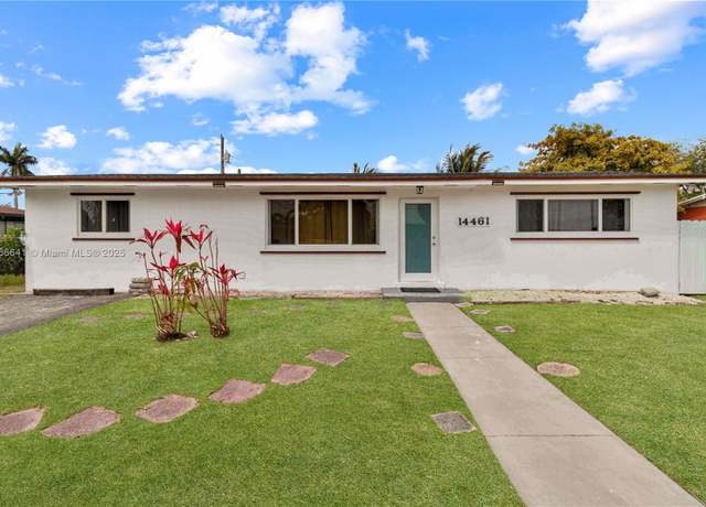 Property at 14461 SW 285th St, Homestead, FL 33033, 3 beds, 2 baths