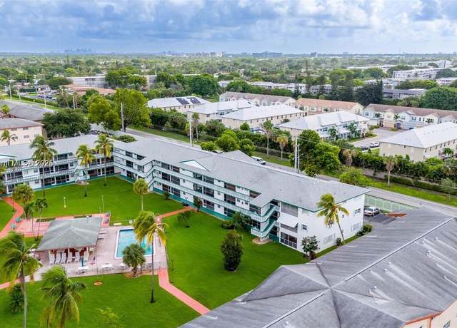 Property at 5300 Washington St Unit J116, Hollywood, FL 33021, 2 beds, 1.5 baths