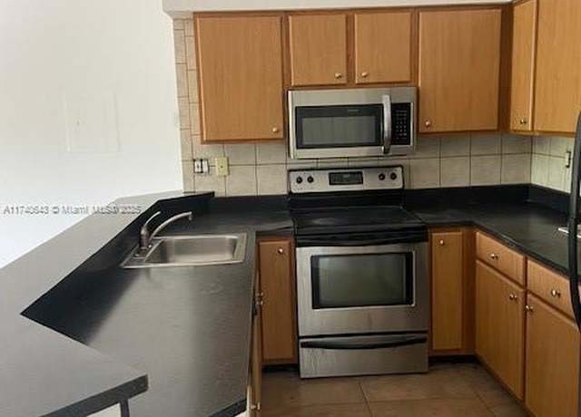 Property at 2445 SW 18th Ter #1203, Fort Lauderdale, FL 33315, 2 beds, 2 baths