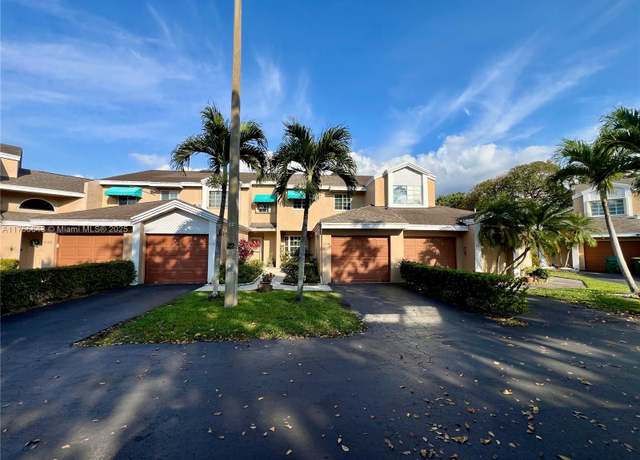 Property at 7114 Woodmont Way #7114, Tamarac, FL 33321, 3 beds, 2.5 baths