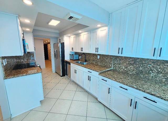 Property at 18041 Biscayne Blvd #1005, Aventura, FL 33160, 2 beds, 2 baths