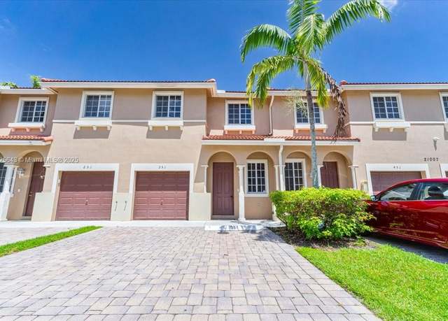 Property at 21007 NW 14 Pl #351, Miami Gardens, FL 33169, 4 beds, 3 baths