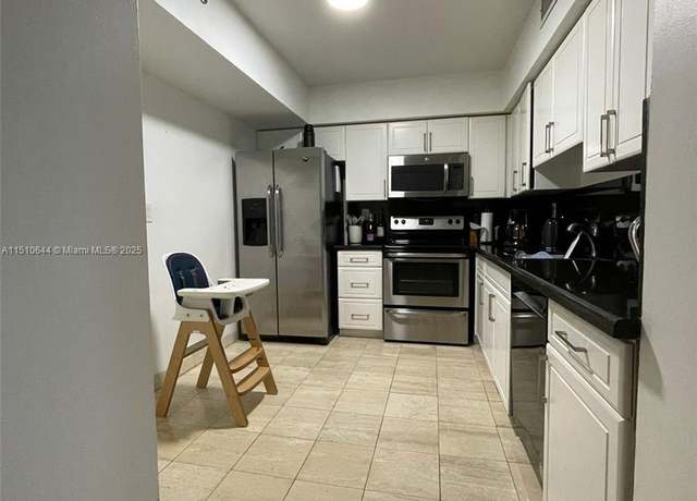 Property at 3600 Mystic Pointe Dr #1010, Aventura, FL 33180, 2 beds, 2 baths