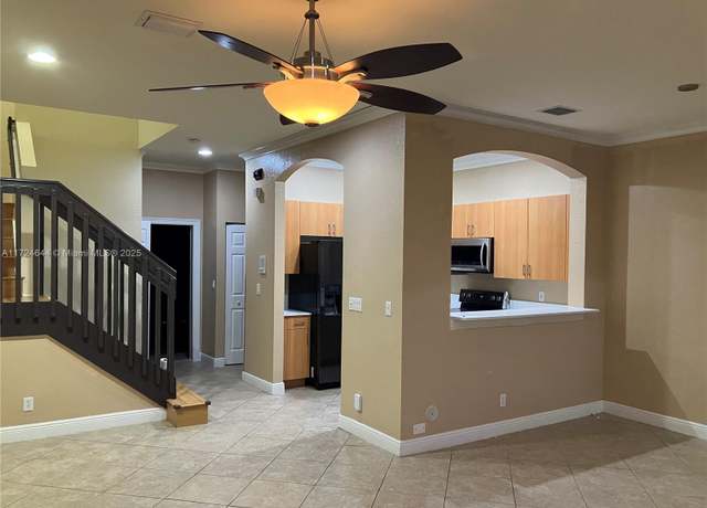 Property at 2143 SW 99th Way, Miramar, FL 33025, 3 beds, 2.5 baths