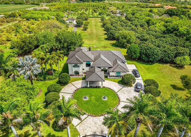 Property at 18007 SW 154th St, Miami, FL 33187, 7 beds, 5.5 baths