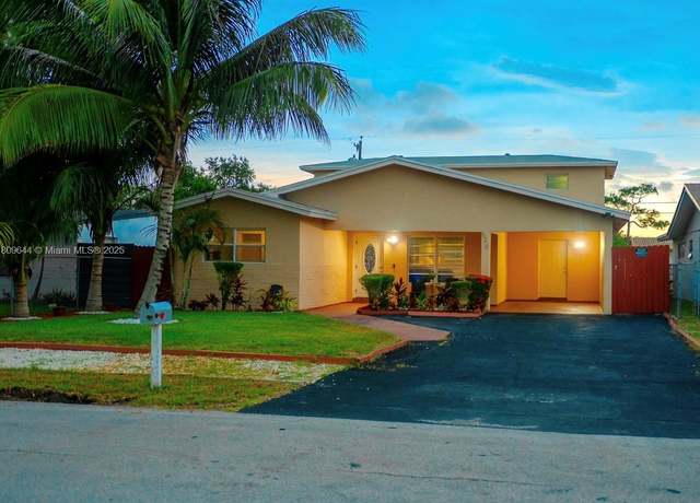 Property at 520 NW 20th Ave, Fort Lauderdale, FL 33311, 5 beds, 3 baths