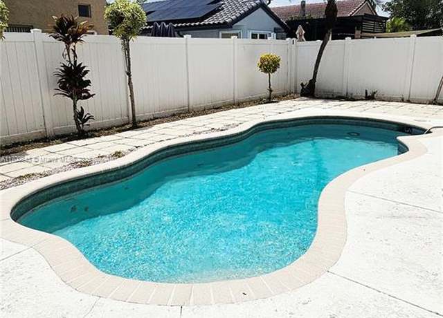 Property at 17352 SW 18th St, Miramar, FL 33029, 5 beds, 2.5 baths