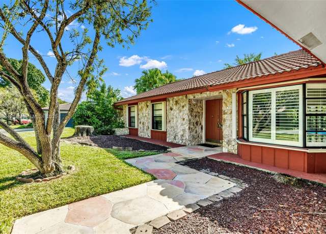 Property at 9866 NW 19th St, Coral Springs, FL 33071, 4 beds, 2 baths