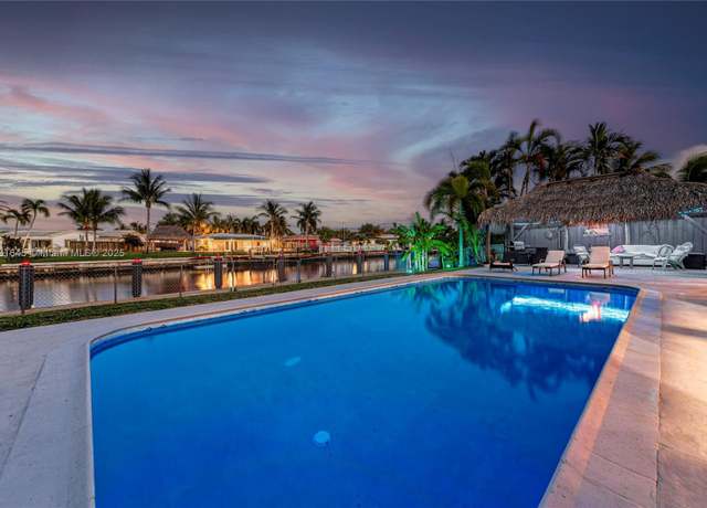 Property at 380 SE 1st Ter, Pompano Beach, FL 33060, 3 beds, 2 baths