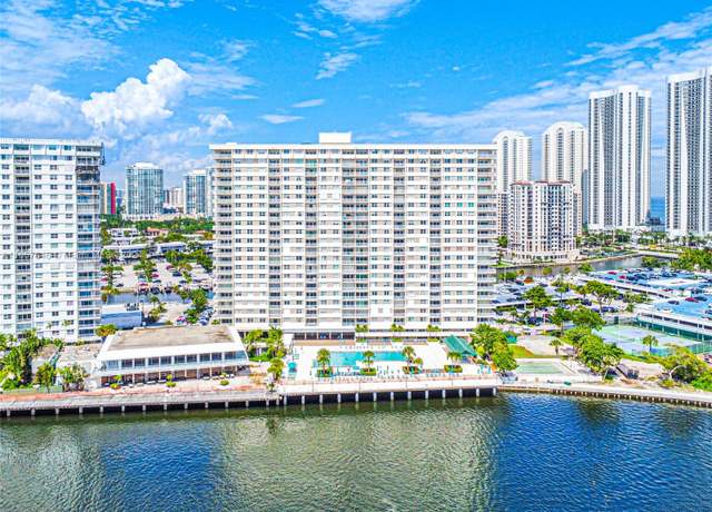 Property at 300 Bayview Dr #1012, Sunny Isles Beach, FL 33160, 1 bed, 1.5 baths