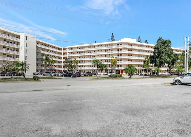 Property at 2905 Point East Dr Unit L208, Aventura, FL 33160, 1 bed, 1 bath
