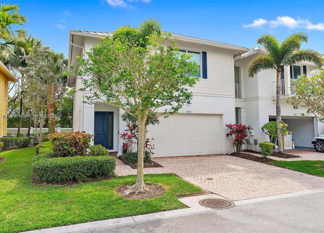 Property at 5264 Cambridge Ct, Palm Beach Gardens, FL 33418, 3 beds, 2.5 baths