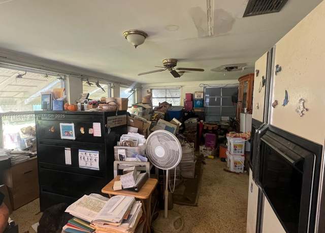 Property at 559 NW 2nd St, Florida City, FL 33034, 2 beds, 1 bath