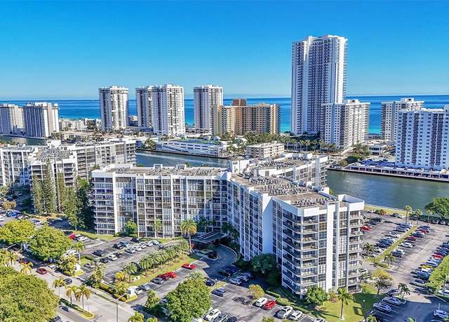 Property at 800 Parkview Dr Ph -1001, Hallandale Beach, FL 33009, 2 beds, 1.5 baths