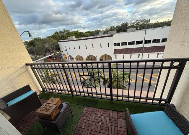 Property at 5271 SW 8th St #305, Miami, FL 33134, 2 beds, 2 baths